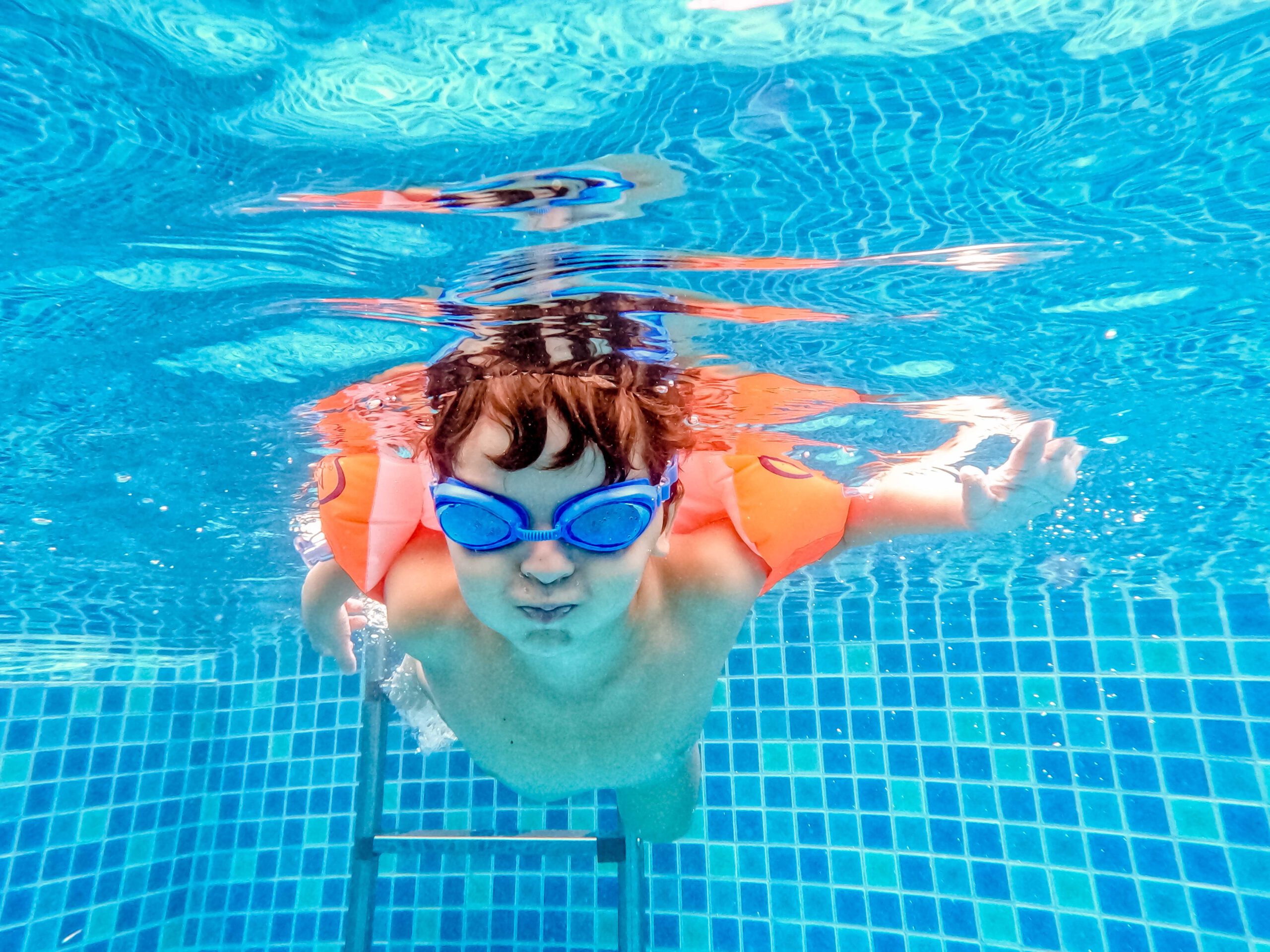 https://schwimmschulemallorca.de/schwimmlehrer-schwimmen-beach-mallorca/